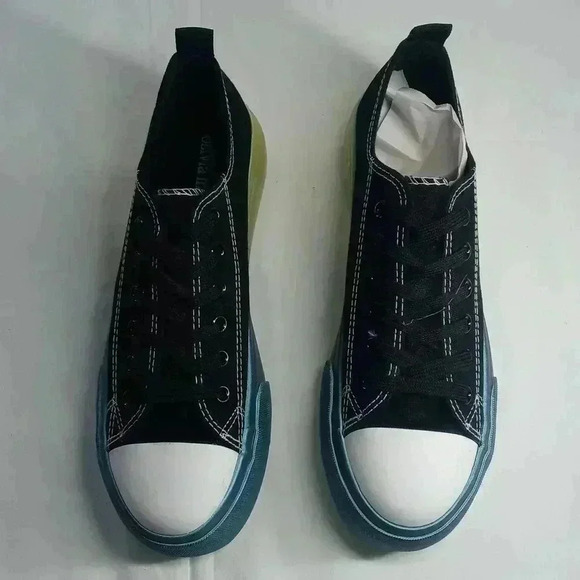 Olivia miller glitter sole low top sneaker - Picture 8 of 9